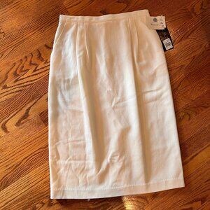 NWT Kim Rogers Wool Cream Pencil Skirt Sz 12 Front Pleats Pockets Career Classic